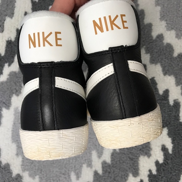 Nike Leather Blazer Sneakers - Picture 4 of 5