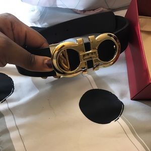 Feragamo belt