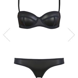 Triangl Milly-New York Noir TOP