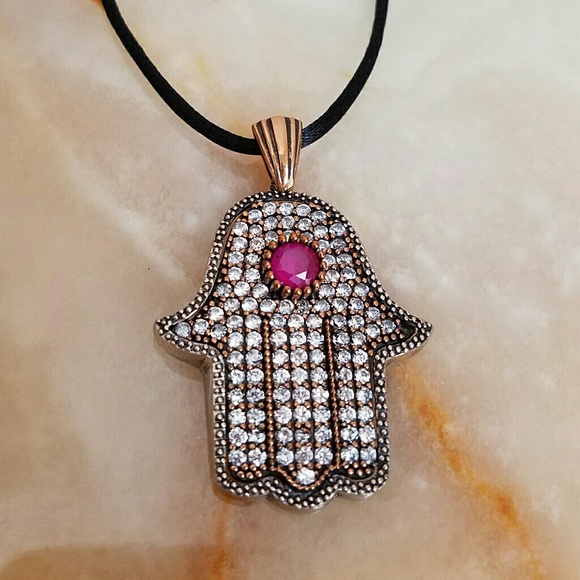 Jewelry - LAST ONEAntique look large Silver Necklace