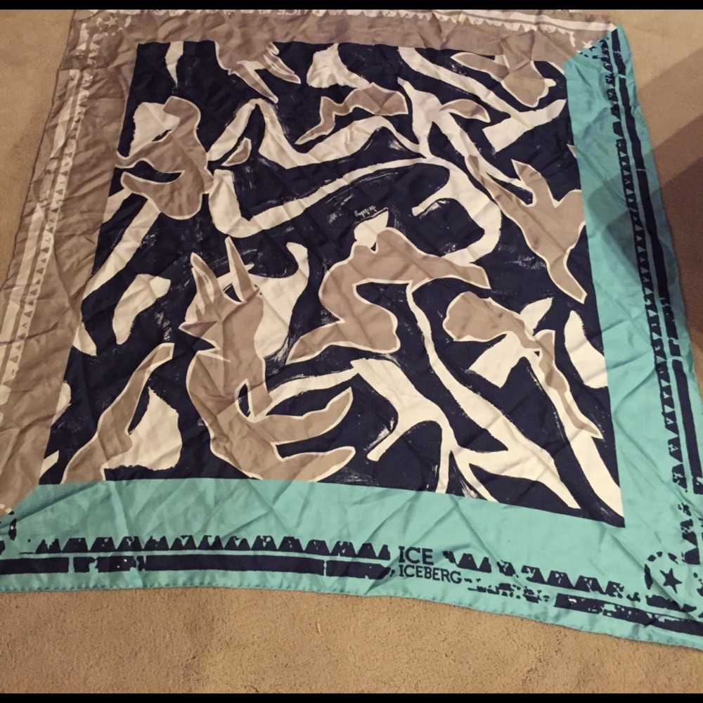 Never worn Iceberg scarf
