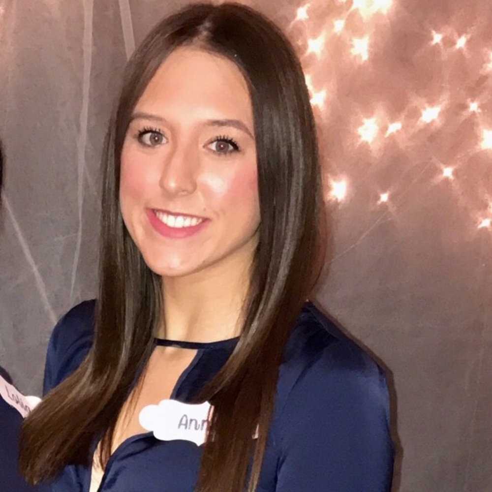 Meet your Posher, Anna!