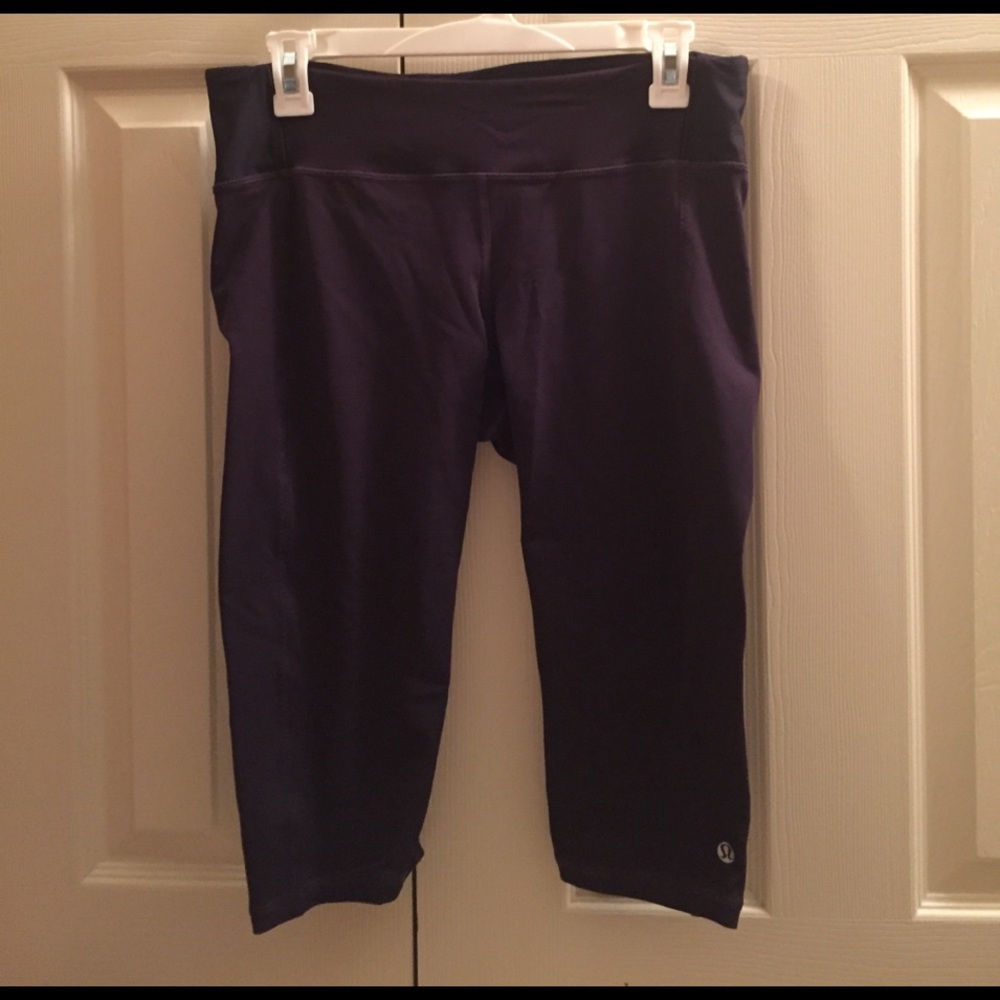 Lululemon Clip In Crop