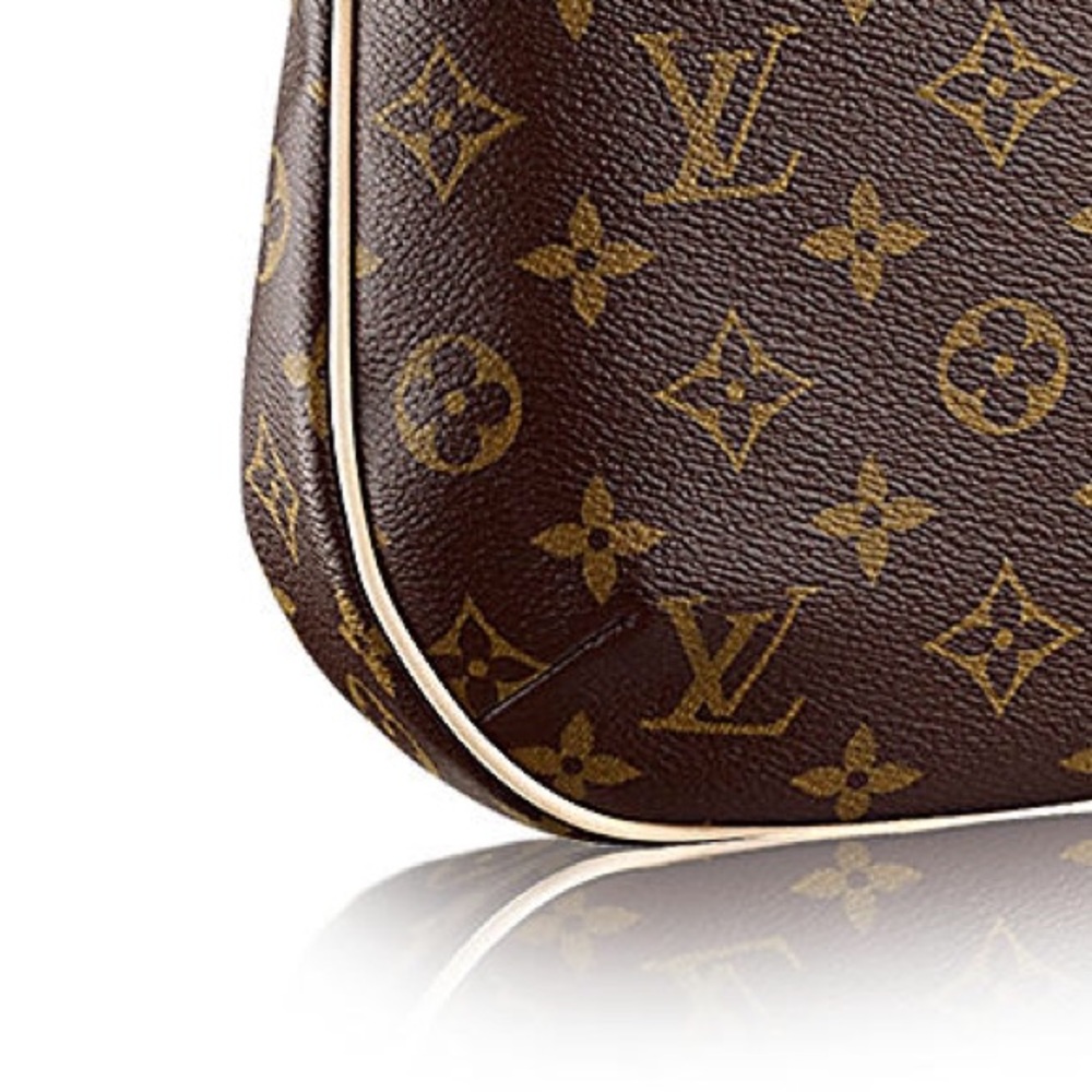 Meet your Posher, Sade