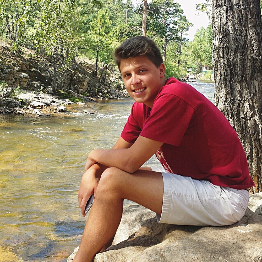 Meet your Posher, Zach