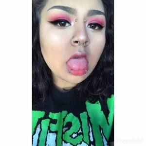 Meet your Posher, Jade