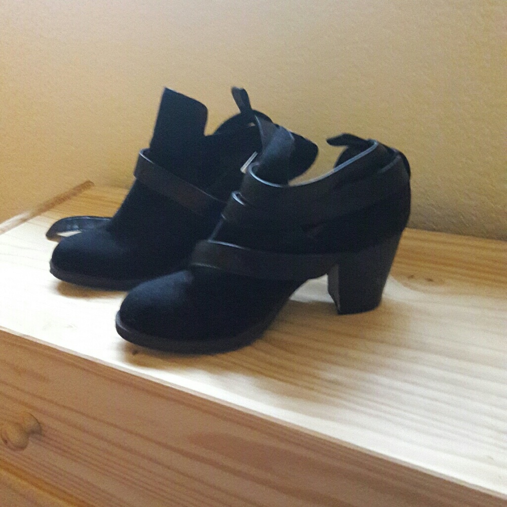 Black strappy booties