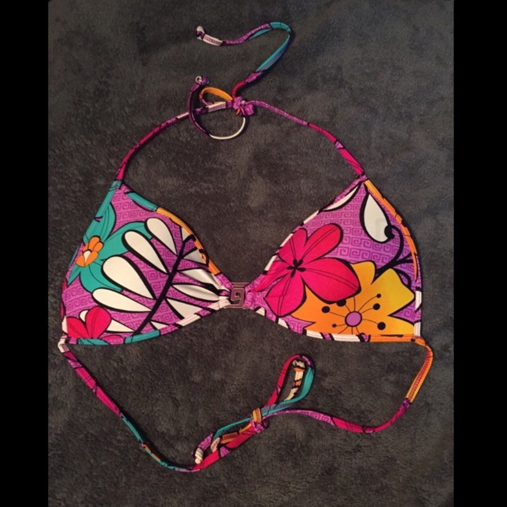 Body glove swim top