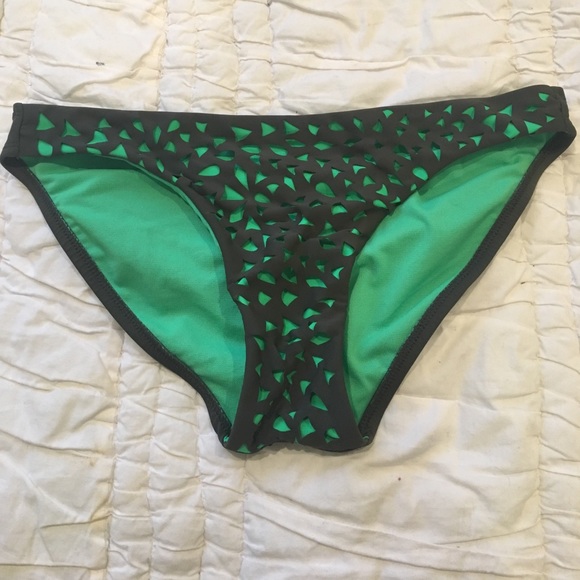 Swim Suit bottoms - Picture 1 of 2
