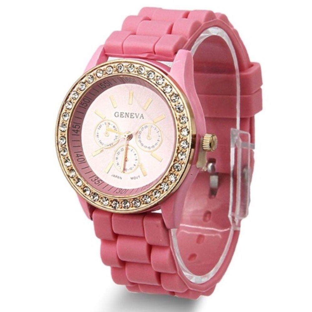 Ladies Pink Rubber Watch w/Rhinestone Face. NWT
