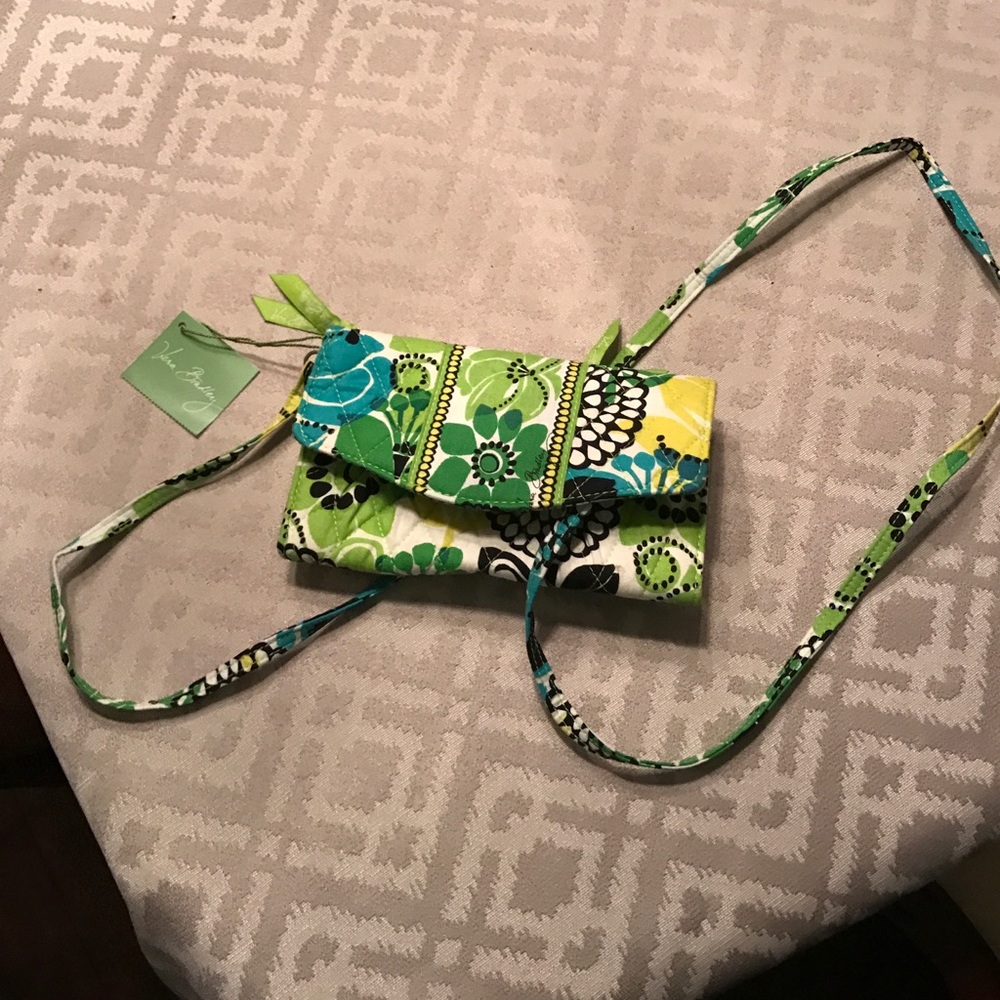 Wallet cross body in limes up