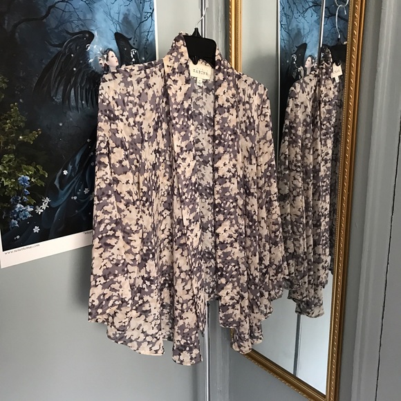 Sabine Lightweight Cardigan - Picture 2 of 3