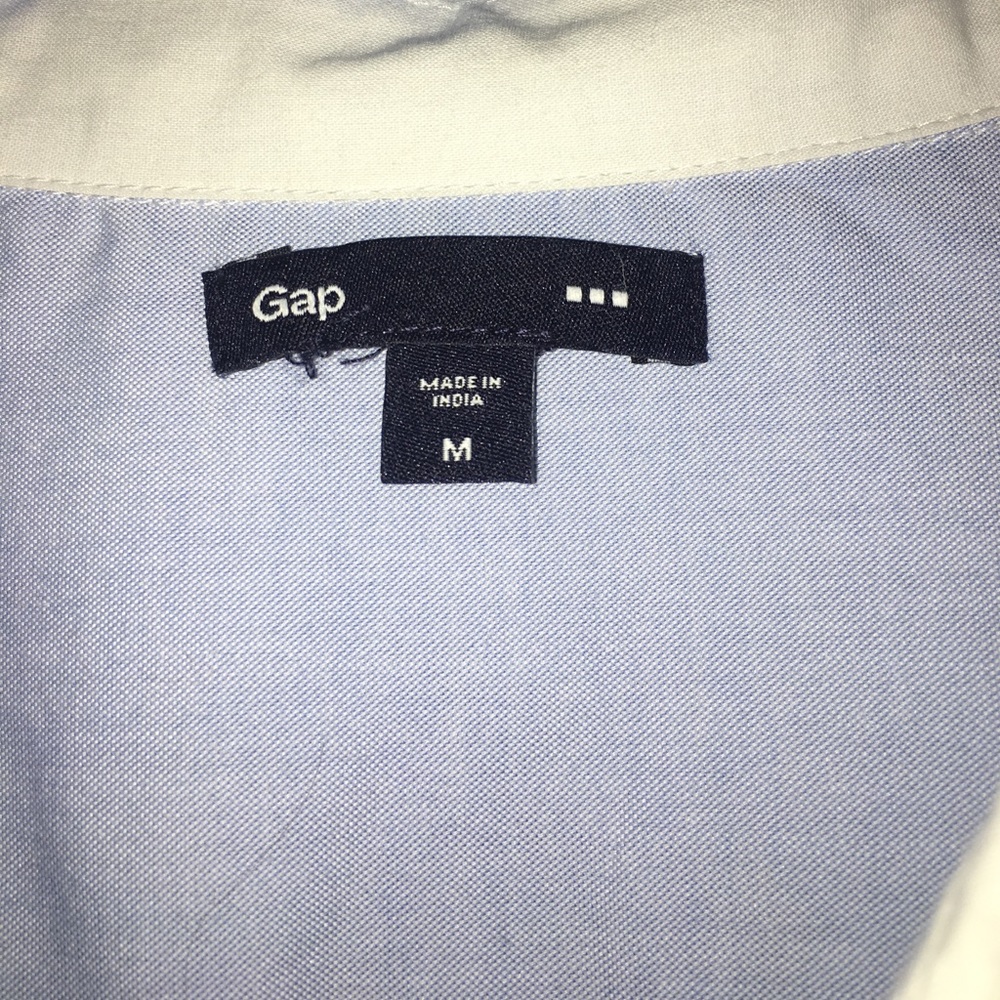Gap - Picture 2 of 4