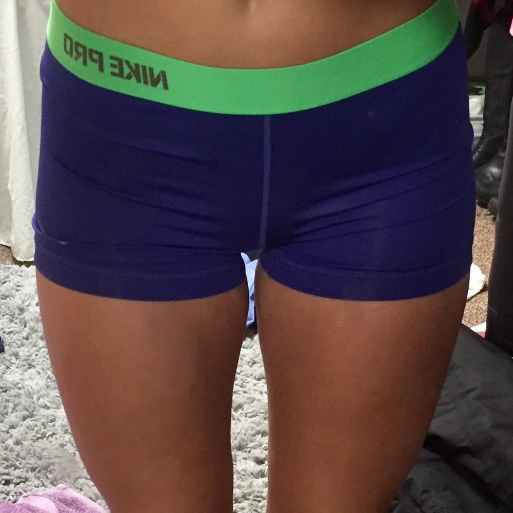 Nike dri fit spandex