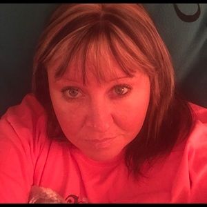 Meet your Posher, Carla