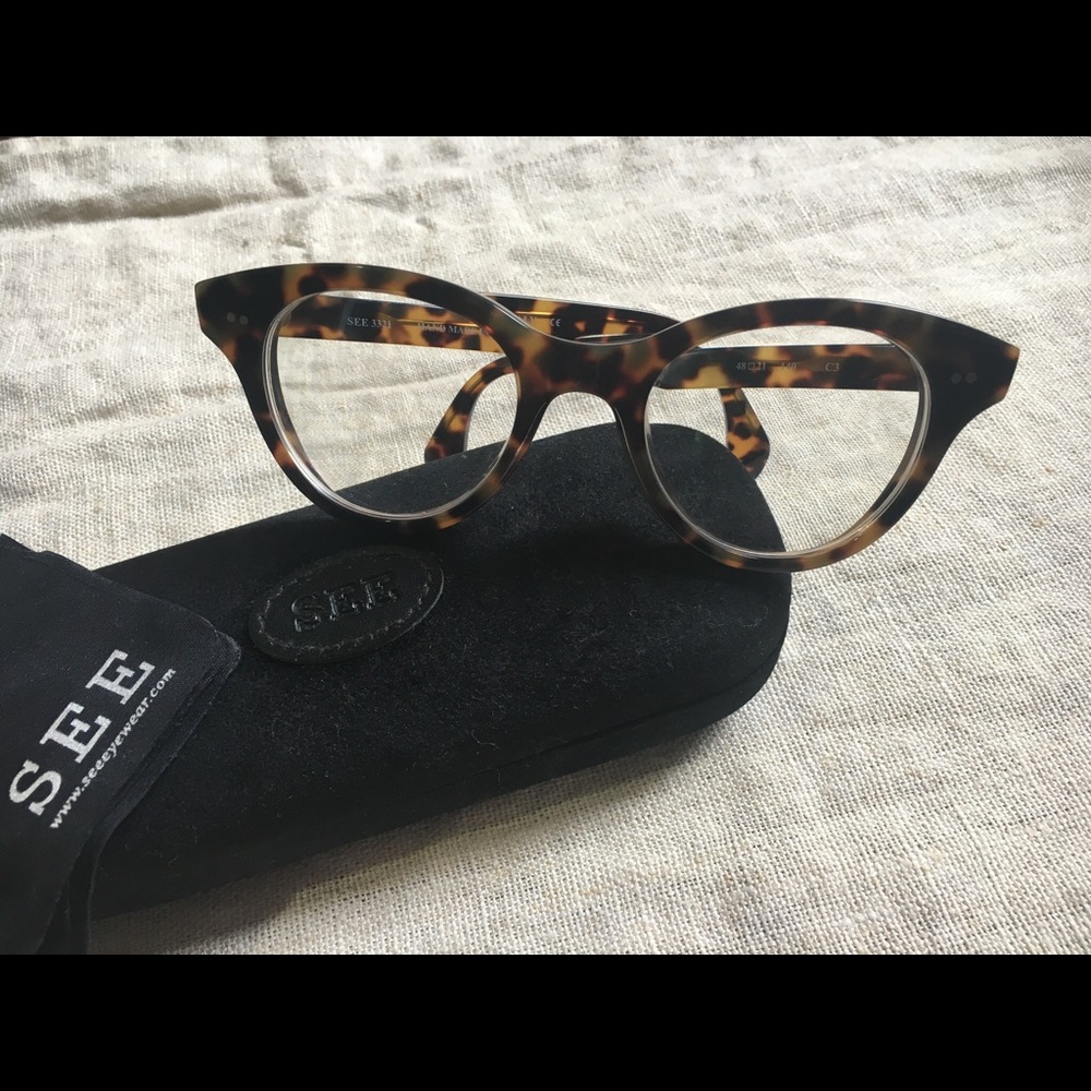 SEE eyewear tortoise shell eyeglasses
