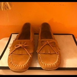 Minnetonka Moccasin Loafer With Fringe