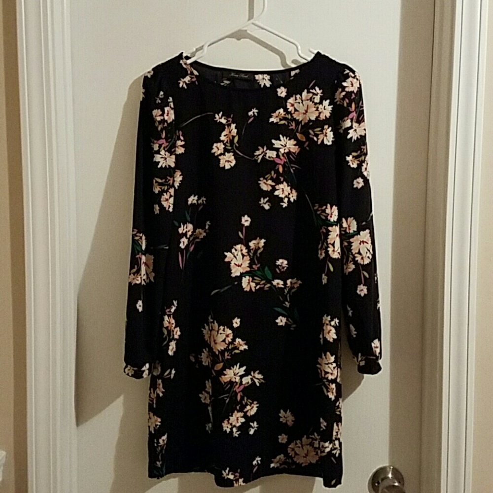 3/4 length shift dress