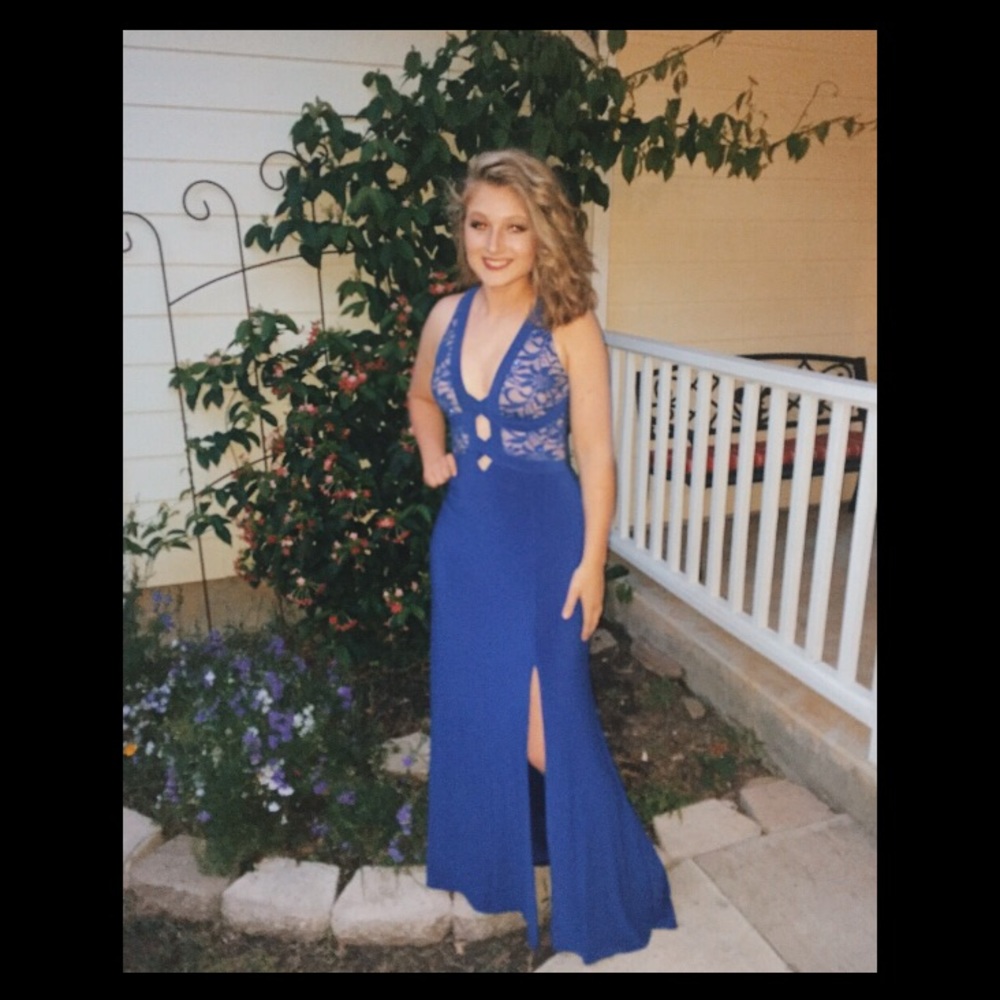 Blue lace Prom dress