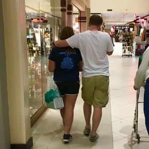 Meet your Posher, Breven