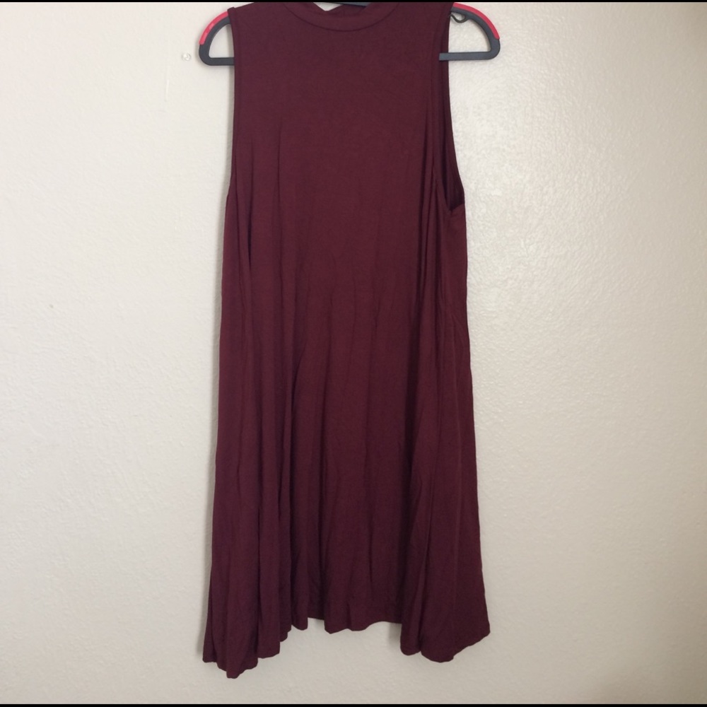 Maroon Sleeveless Swing Dress