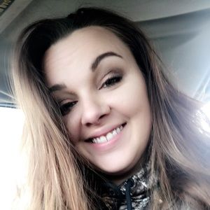 Meet your Posher, Kristin