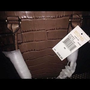 Authentic Michael Kors Hamilton Bag