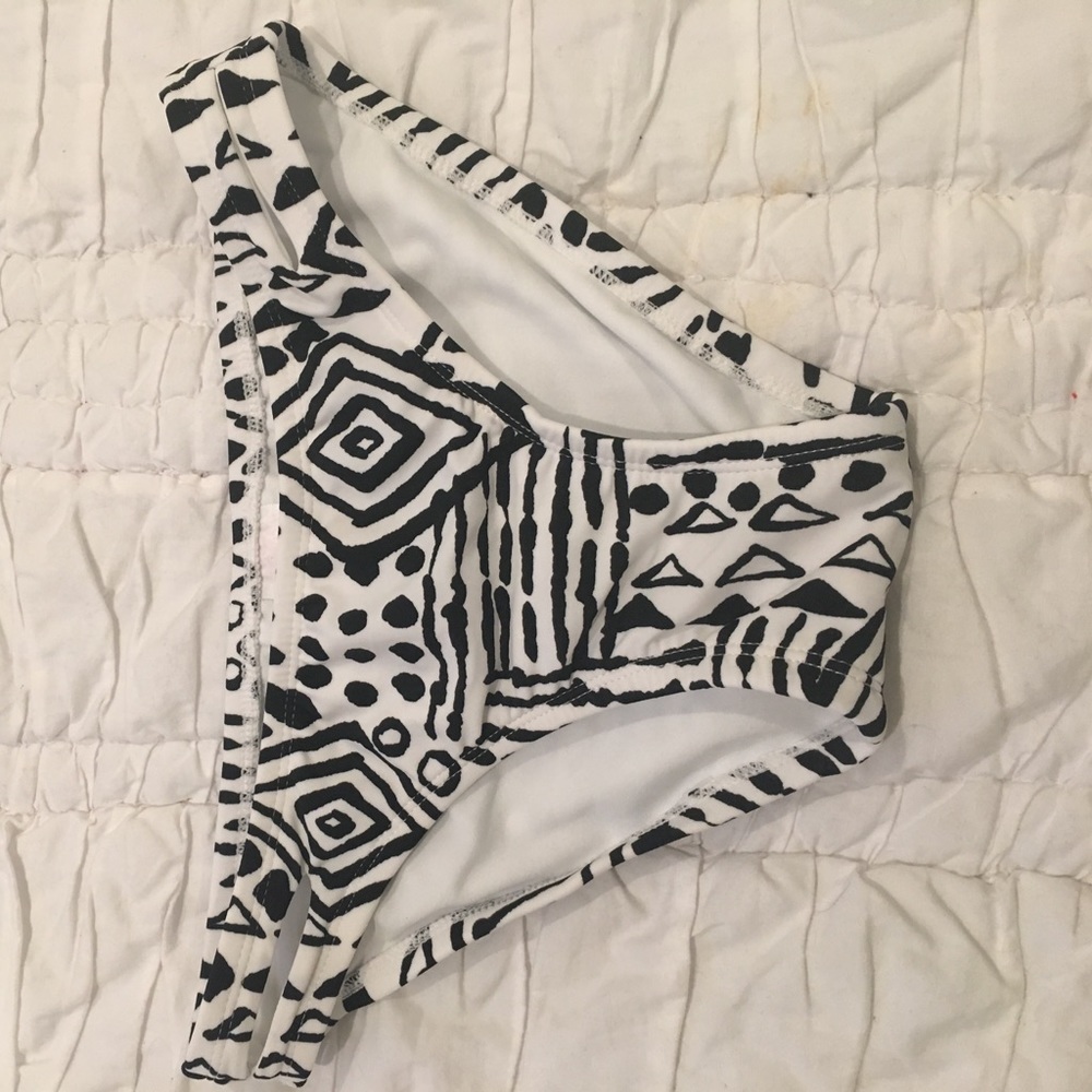swim suit