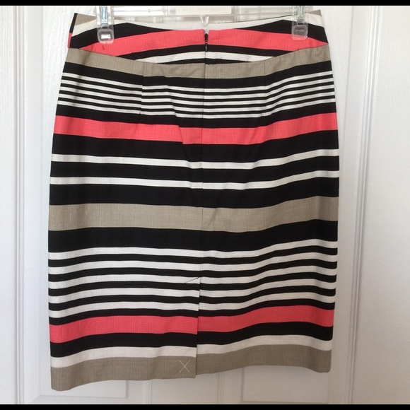 ❣️SALE❣️NWOT BANANA REPUBLIC SZ0 MINI PENCIL SKIRT - Picture 2 of 5