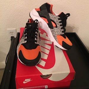 Nike Huarache Run Safari