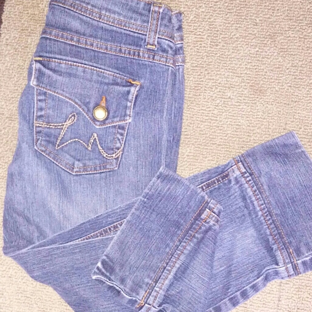 ☀SO Brand jean capris