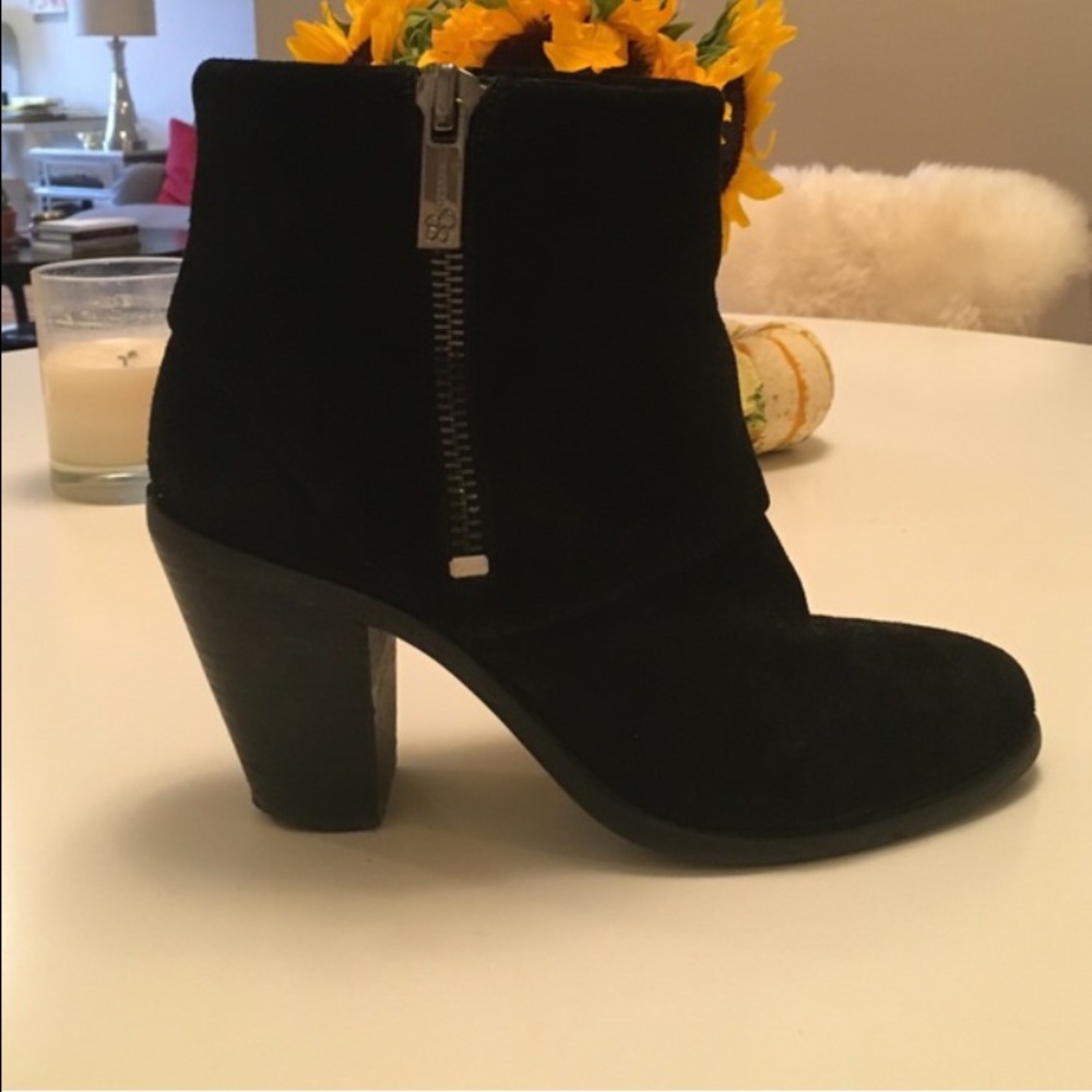Jessic Simpson Bootie 7.5