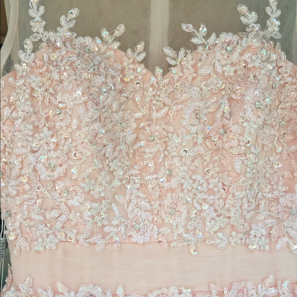 Pearl pink prom dress - Picture 3 of 4