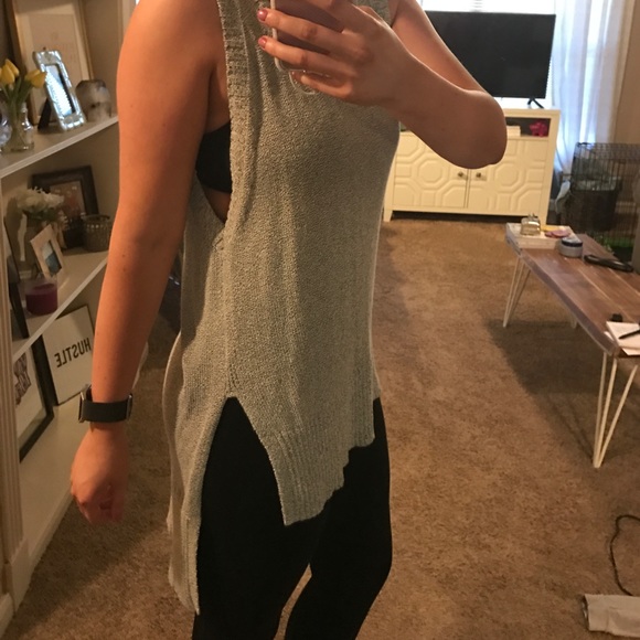Banana Republic Tops - Banana Republic long tank/vest