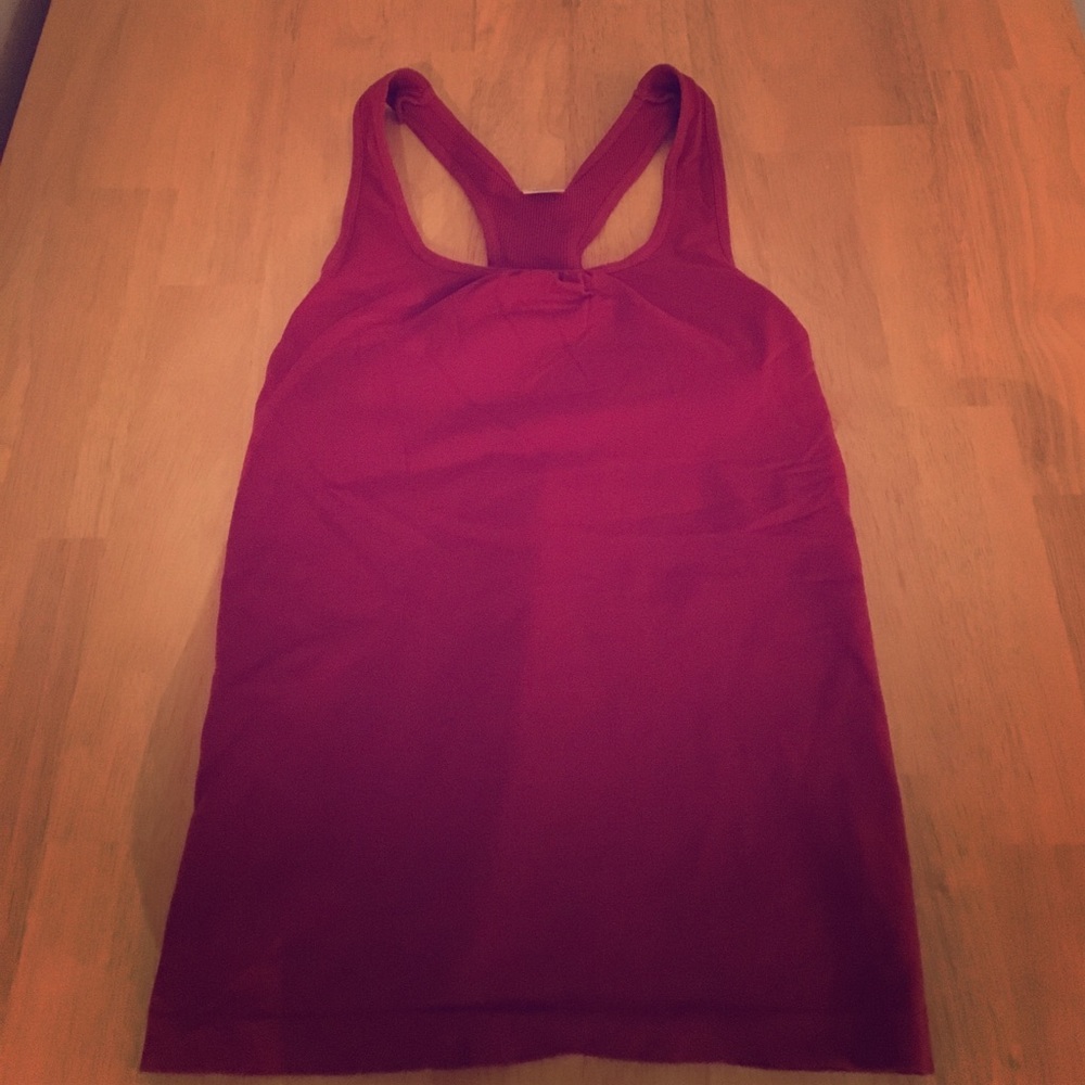 Red Be Present Flow Tank