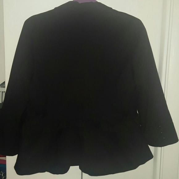 Black blazer - Picture 3 of 5