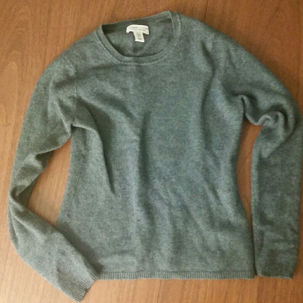 Cashmere sweater