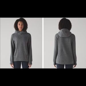 Lululemon fleece please pullover size 8