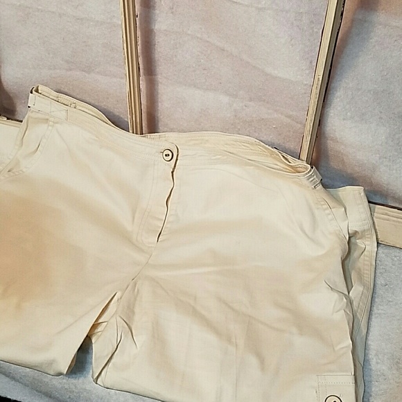 SOLD - Picture 3 of 4