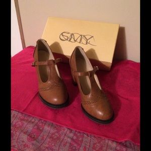 Show Shine T-Strap Chunky Heel Shoes