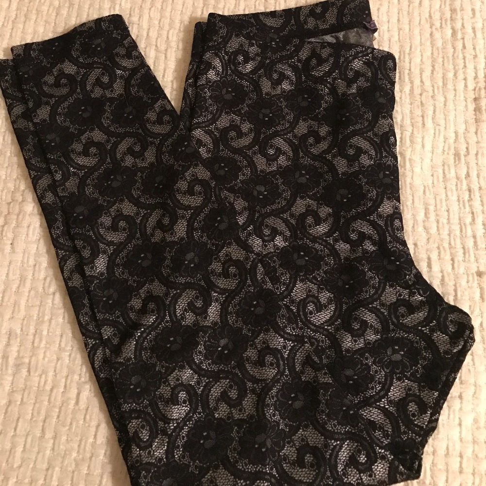 Sugar Lips Patterned Leggings