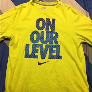 Nike t shirt