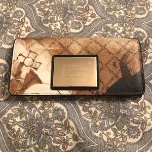 L.A.M.B. Gwen Stefani fold over wallet!