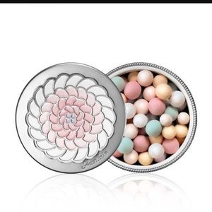 Guerlain Meteorites Illuminating Pearls