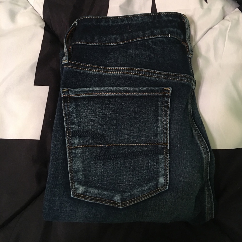Blue American Eagle high waisted skinny jeans