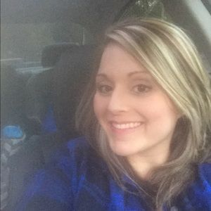 Meet your Posher, Leslie