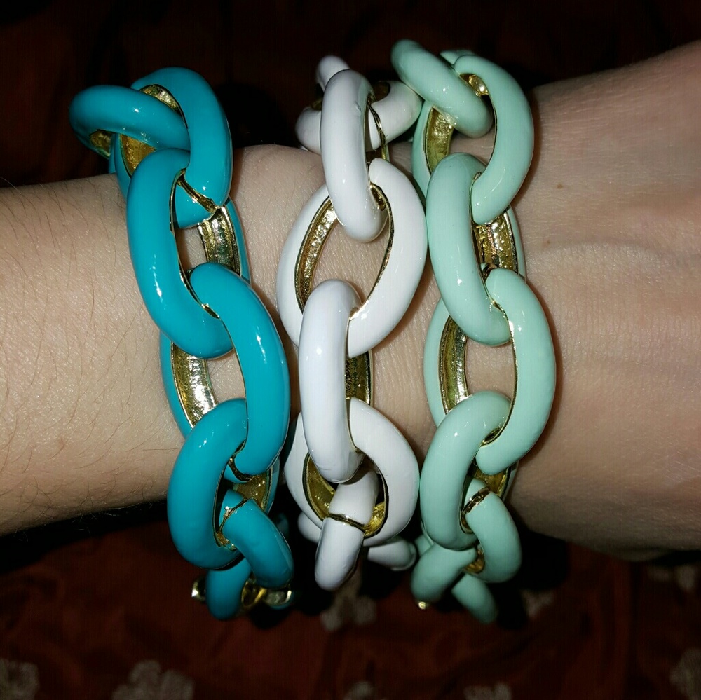 NEW Beautiful link bracelets, perfect for summer, 3 colors to choose from!!