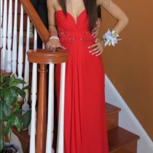 La Femme red formal prom dress. Size 0