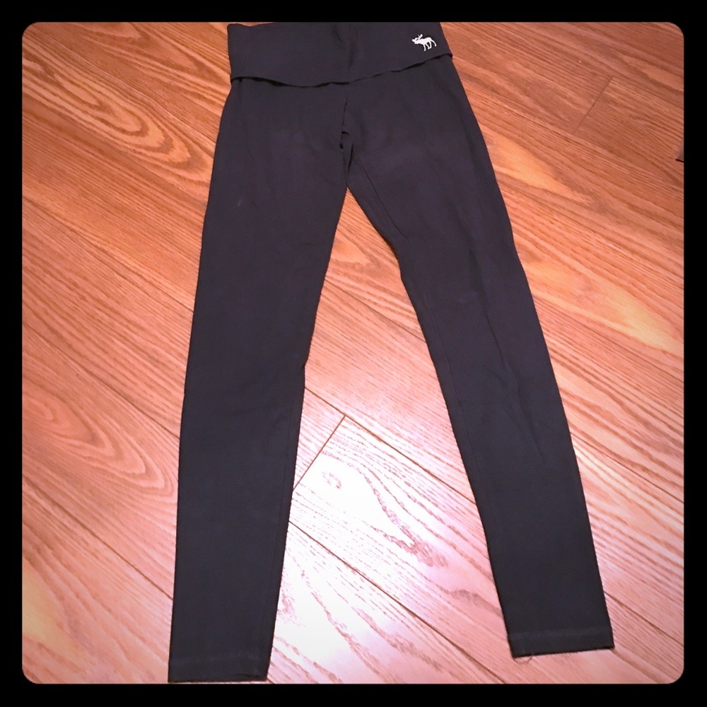 Abercrombie and Fitch gray yoga pants