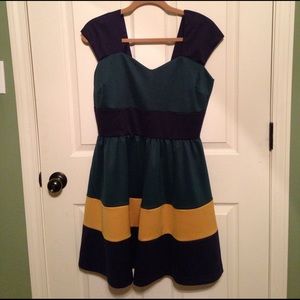 Knee-length Hunter Green Dress